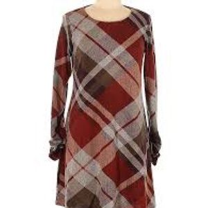 R &K brown plaid dress